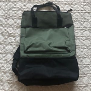 DSW green tote with shoe compartment